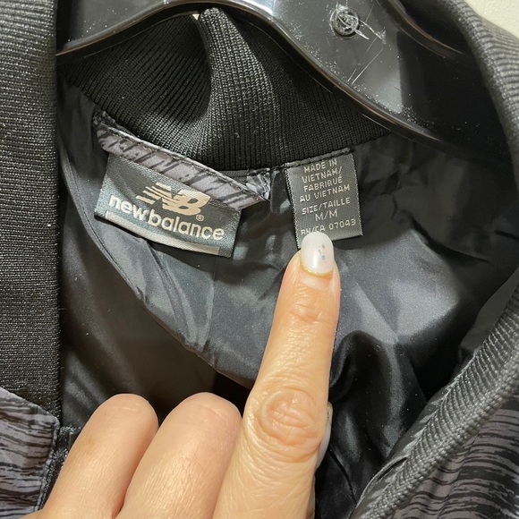 New Balance jacket - Picture 2 of 4